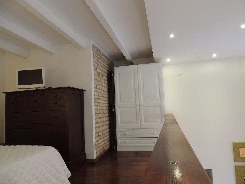 Suite Dreams Cagliari Loft Стая снимка